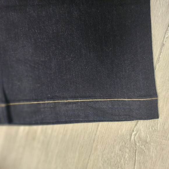 TORRID 30 TALL NEW W TAGS DARK FLARE DENIM⭐️DARK BLUE with Threading, AMAZING - Picture 6 of 7